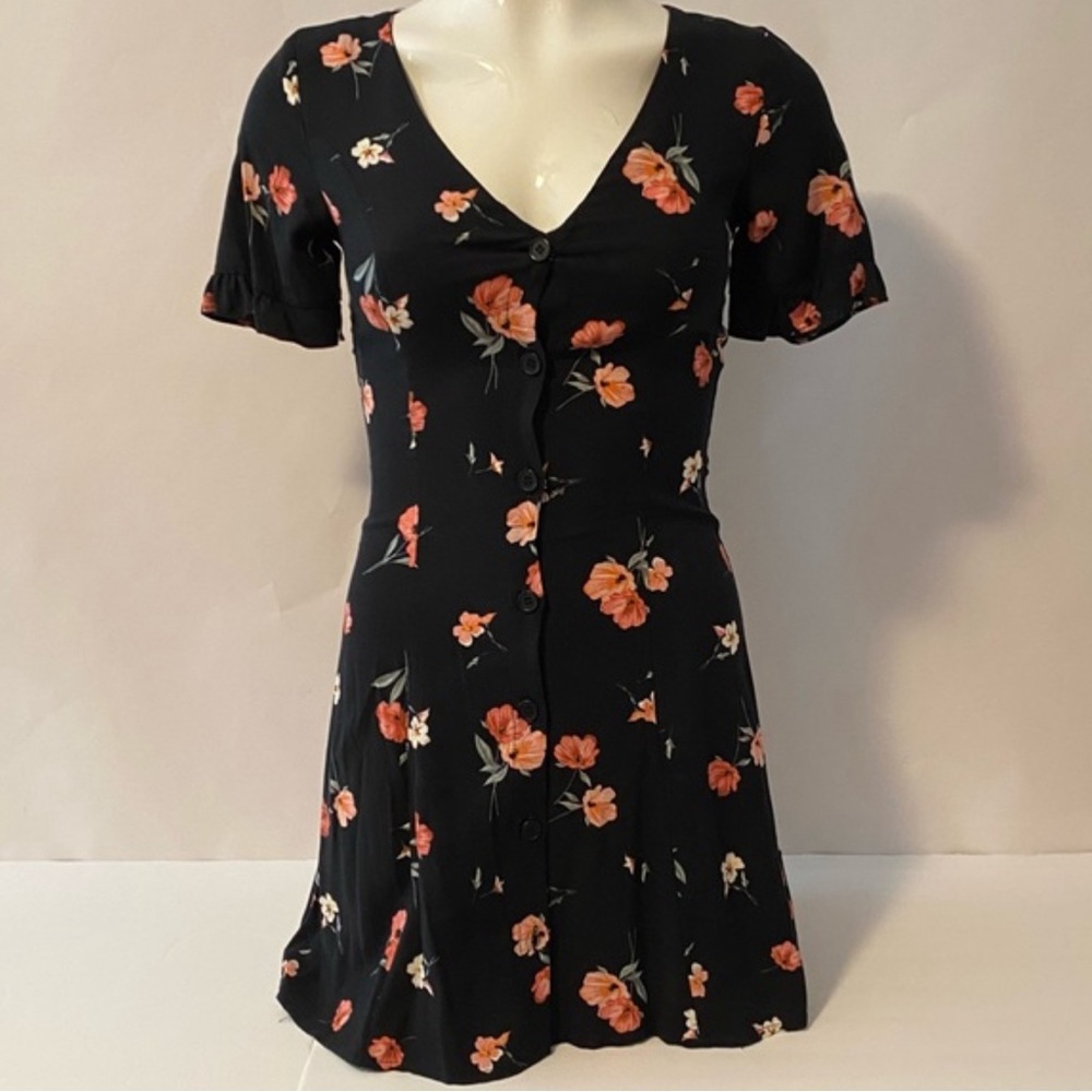 H&M fit and flare floral dress | Size 4